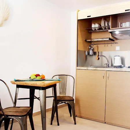 Bivalvia Aparthotel *