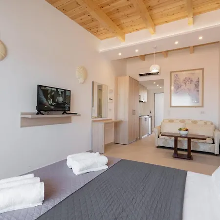 Bivalvia Aparthotel *